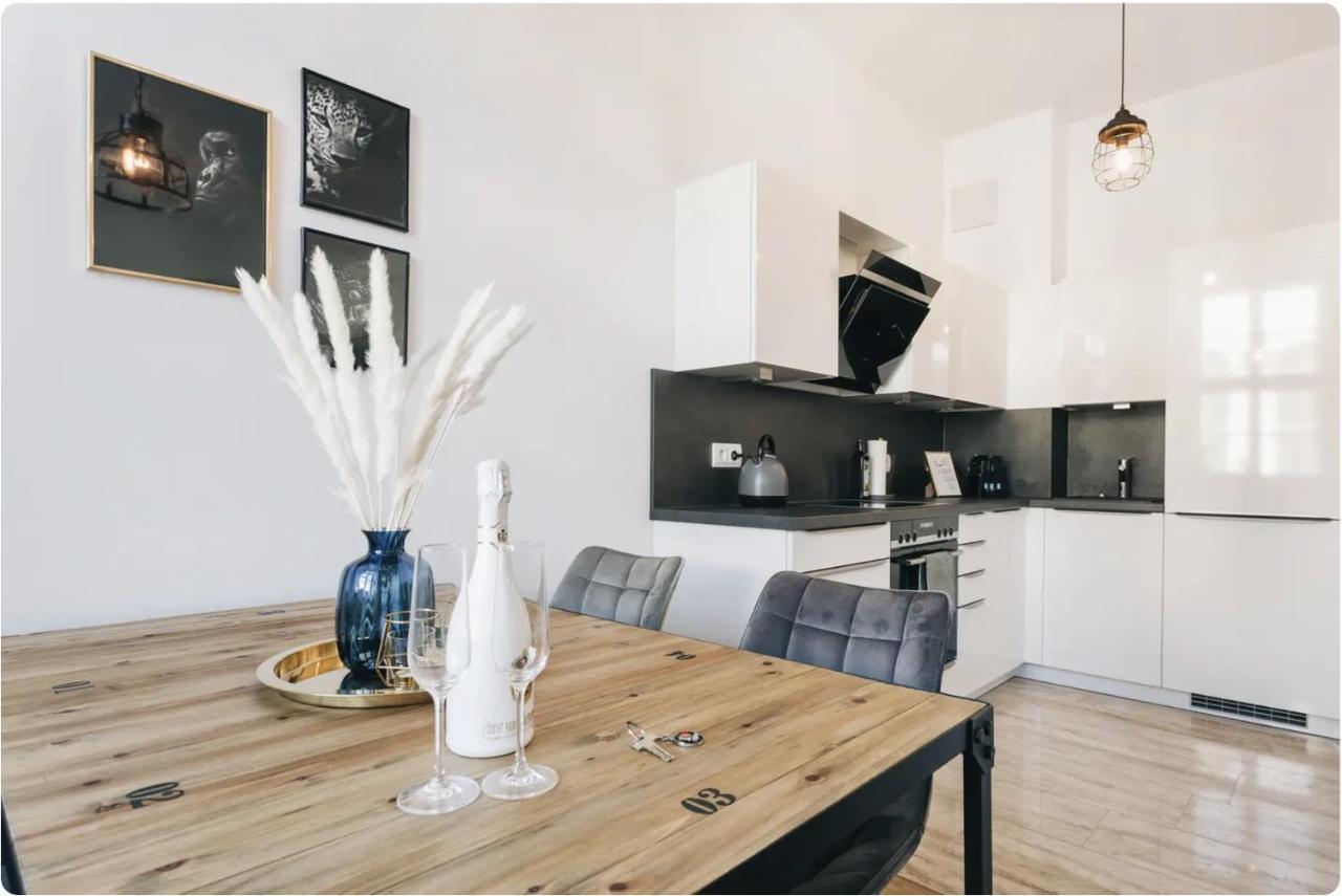 Tip! Zentraler Geht'S Nicht! Premium Apartment In Der Altstadt Drážďany Exteriér fotografie